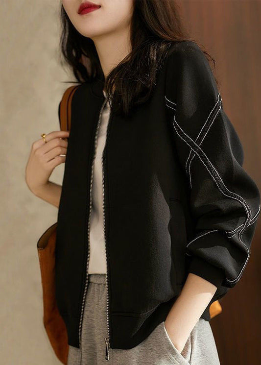 Well Tailored Jacket with a Graceful Silhouette