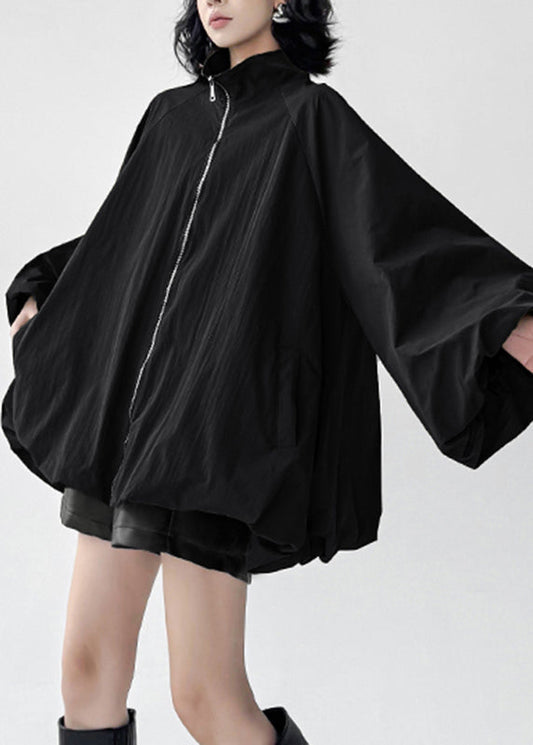 Sophisticated Coat with a Clean Classic Look