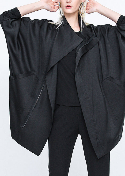 Gracefully Styled Coat for Any Occasion