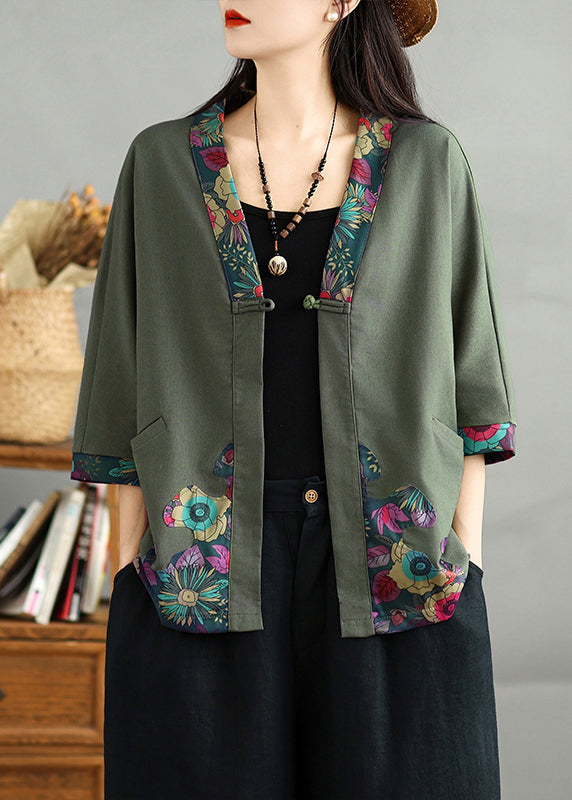 Beautifully Crafted Cardigan in a Classic Style