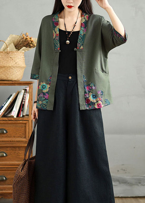 Beautifully Crafted Cardigan in a Classic Style