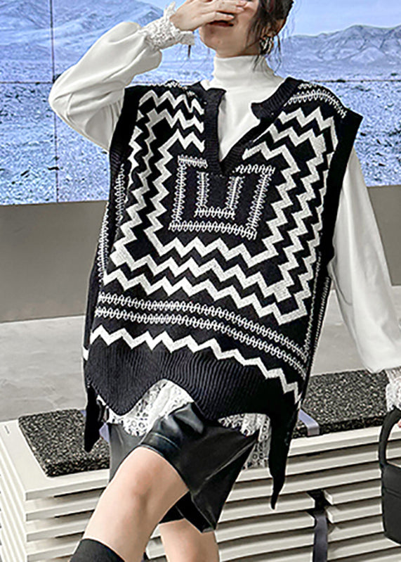 Elegantly Styled Coat for Everyday Wear