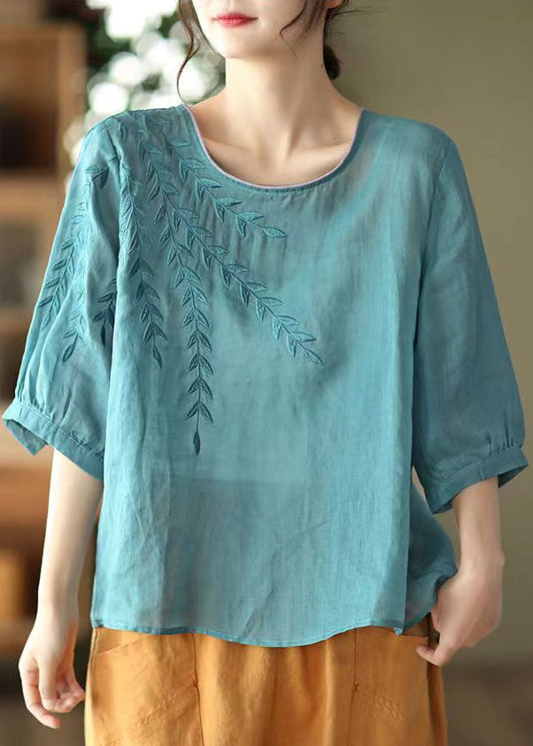 A Vintage Style Shirt with Delicate Timeless Details