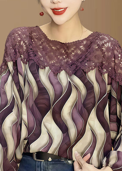 Classic Vintage Shirt with a Flattering Fit