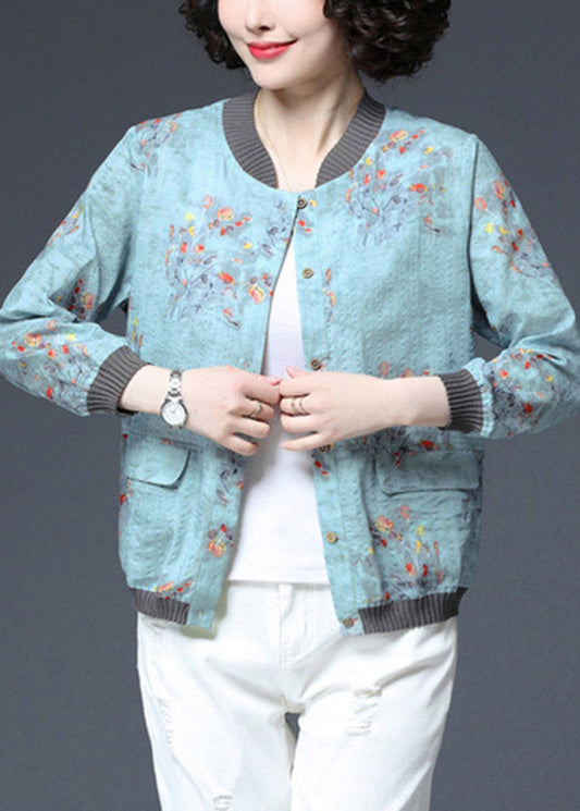 Gracefully Styled Coat for Any Occasion