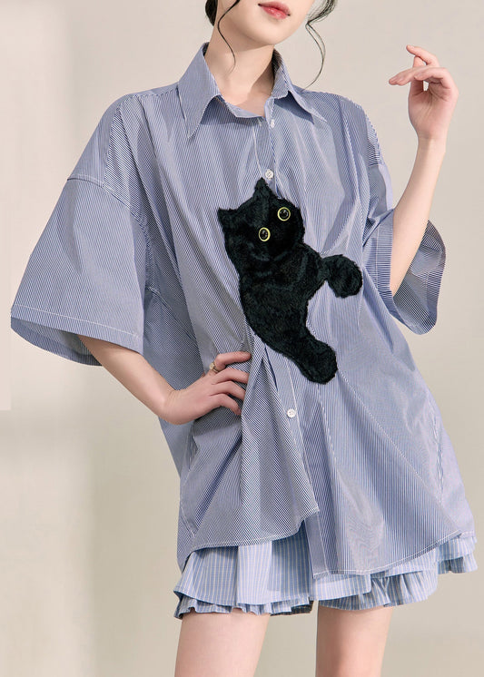 Classic Vintage Shirt with a Flattering Fit