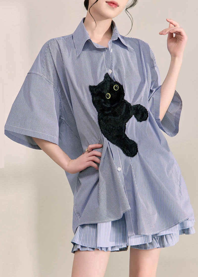 Classic Vintage Shirt with a Flattering Fit