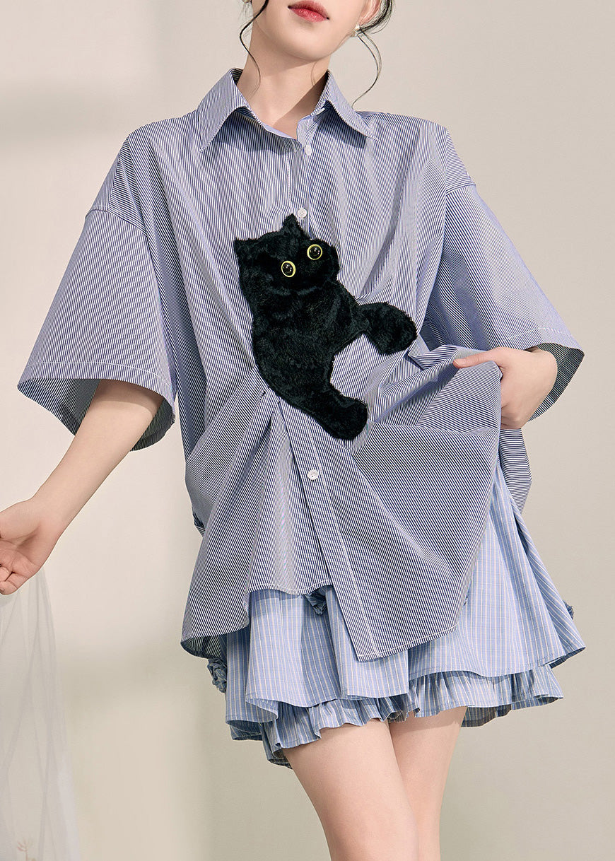 Classic Vintage Shirt with a Flattering Fit