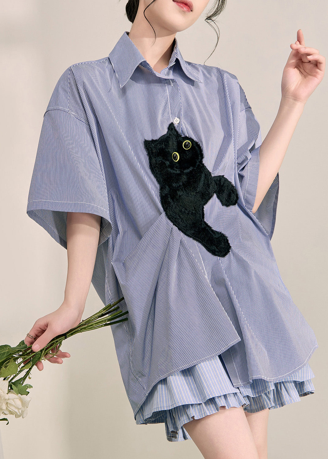 Classic Vintage Shirt with a Flattering Fit