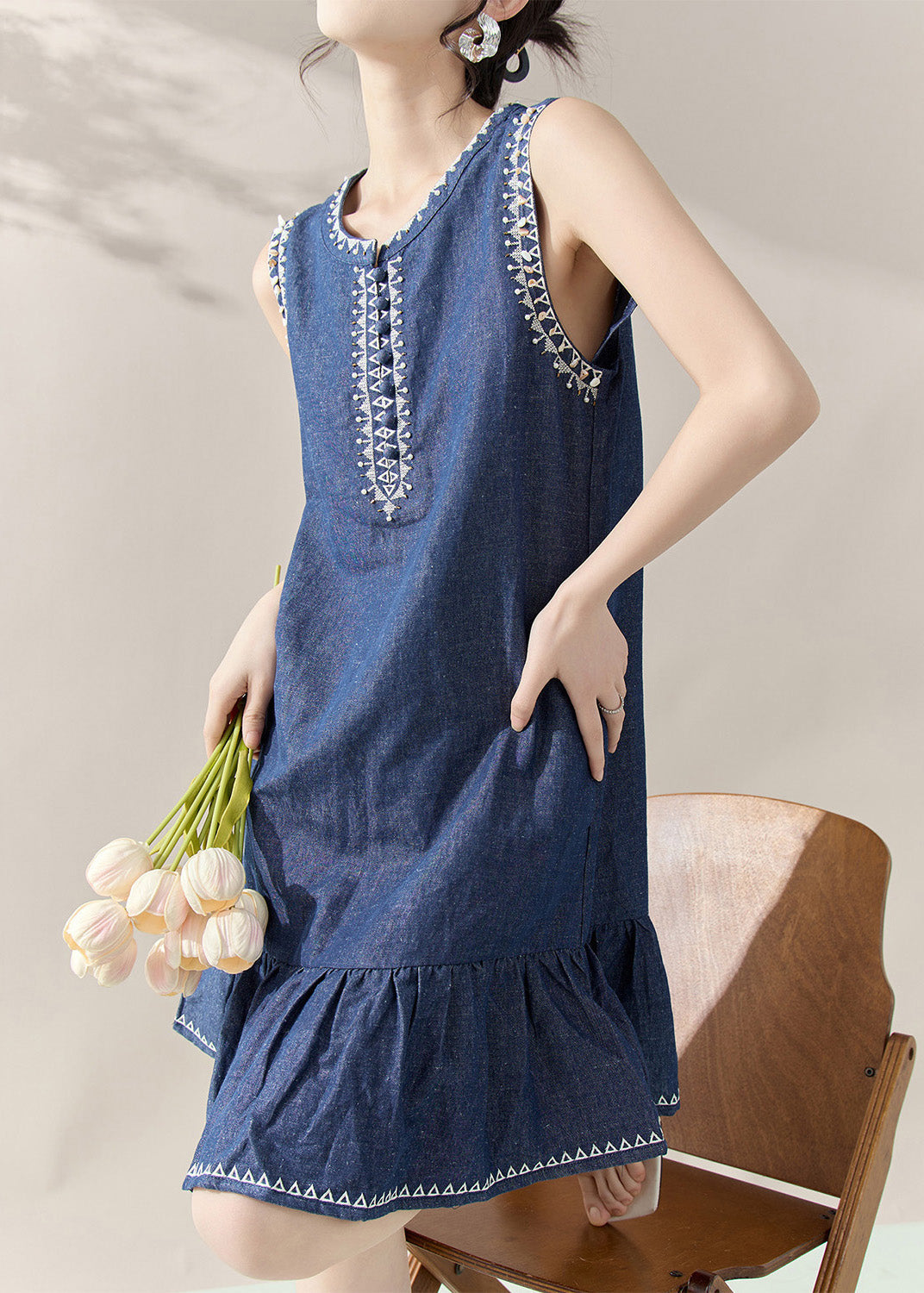 Beautifully Crafted Dress in a Classic Style