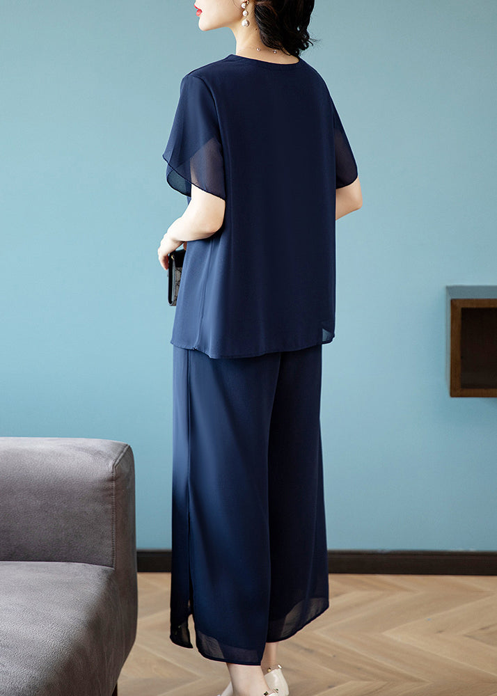 Well Tailored Pants with a Graceful Silhouette