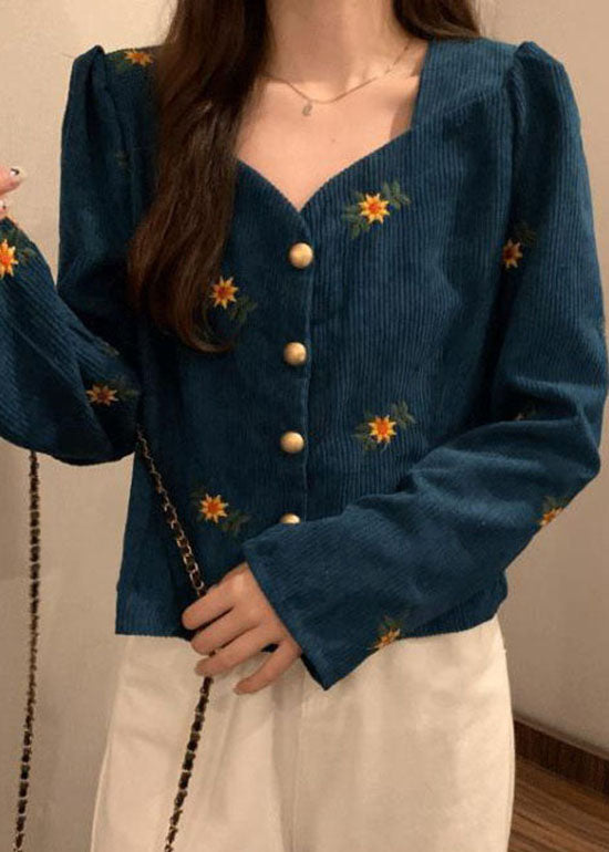 A Vintage Style Coat with Delicate Timeless Details