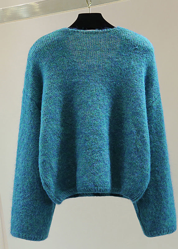 Beautifully Finished Sweater in a Timeless Design