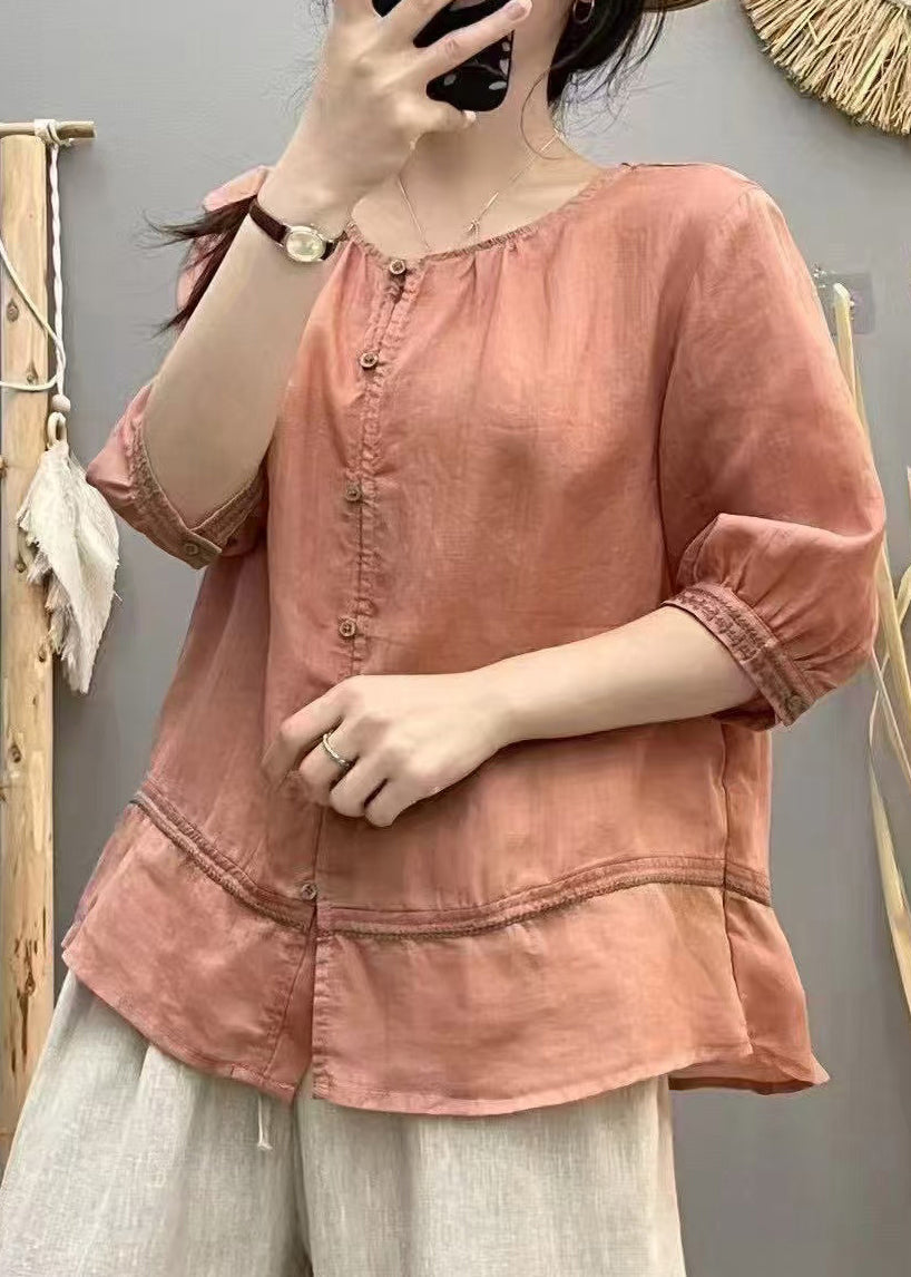 Classic Vintage Blouse with a Flattering Fit