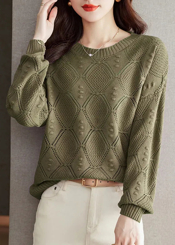 Polished Top with an Effortless Classic Look