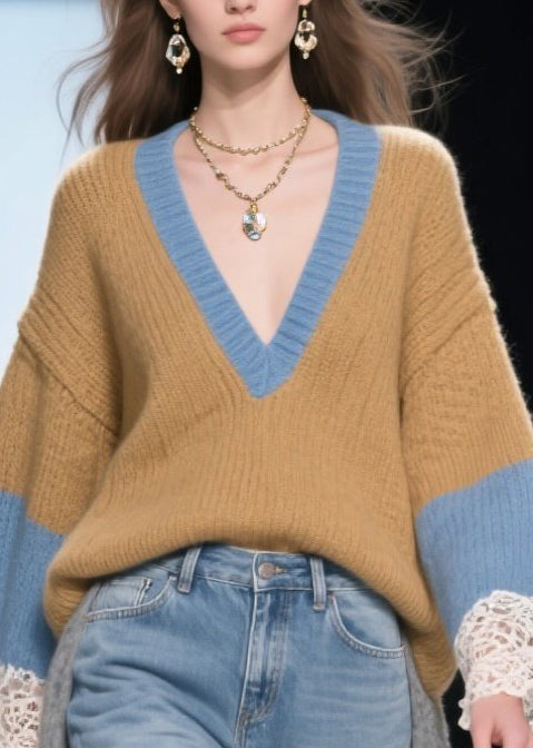 Classic Vintage Sweater with a Flattering Fit