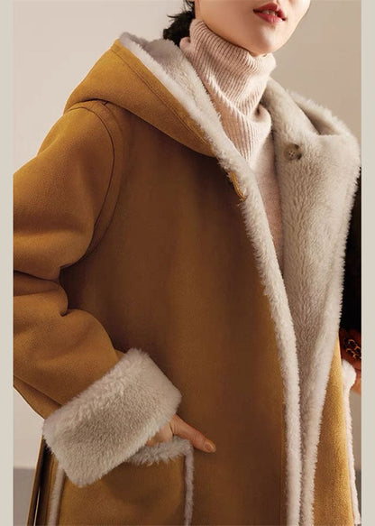 Classic Vintage Coat with a Flattering Fit