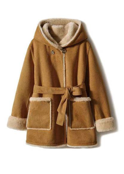 Classic Vintage Coat with a Flattering Fit