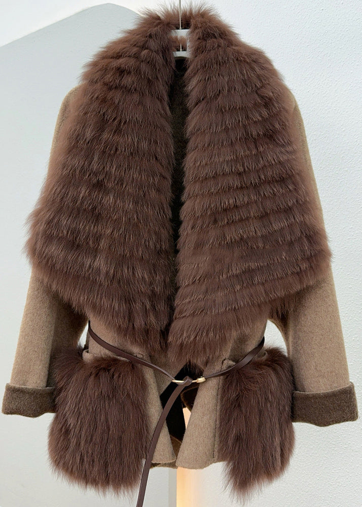 Sophisticated Coat with a Clean Classic Look