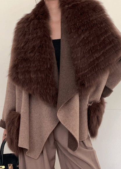 Sophisticated Coat with a Clean Classic Look