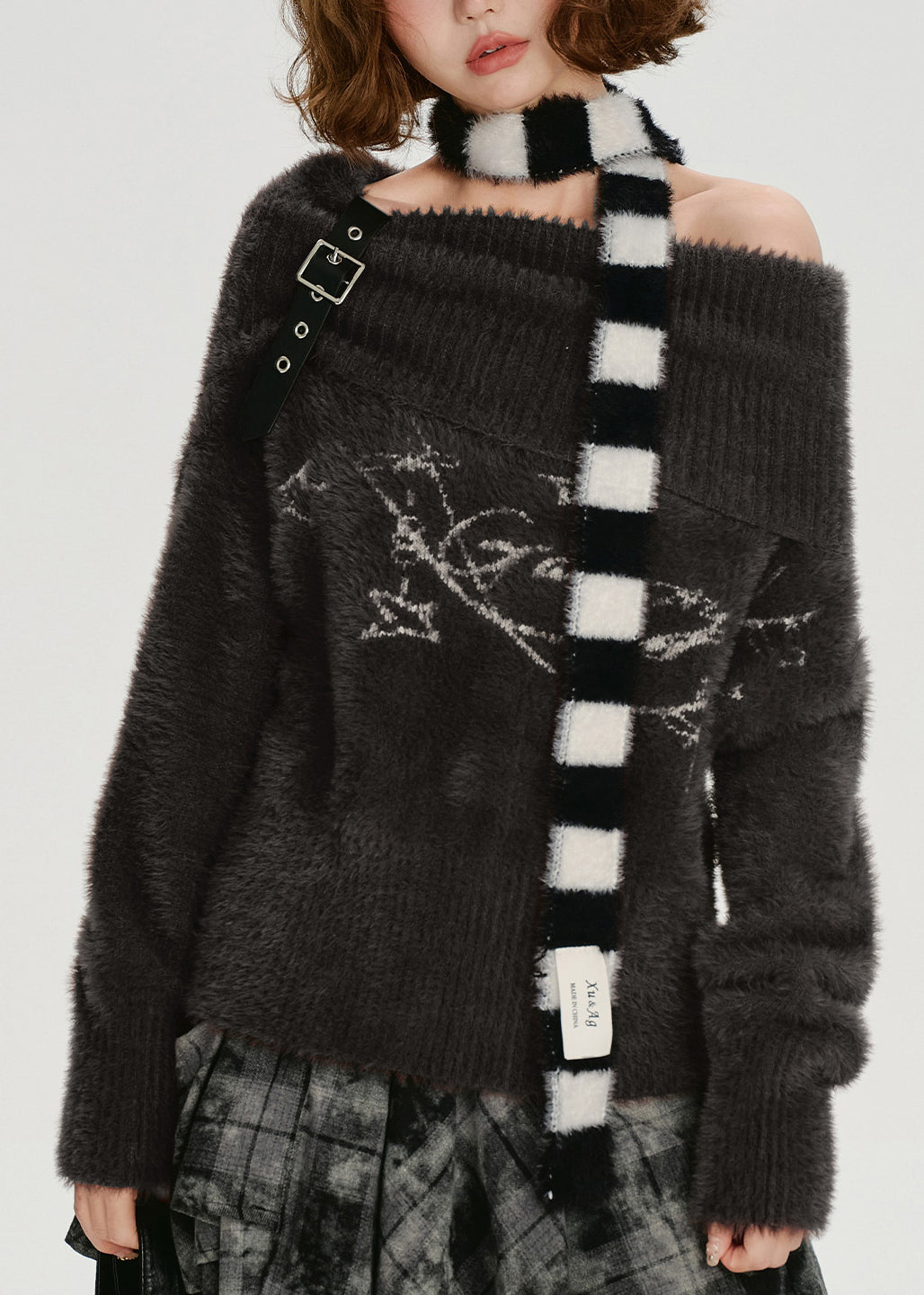 Effortlessly Elegant Pullover with a Timeless Design