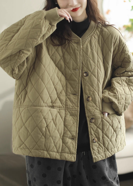 Effortlessly Elegant Coat with a Timeless Design