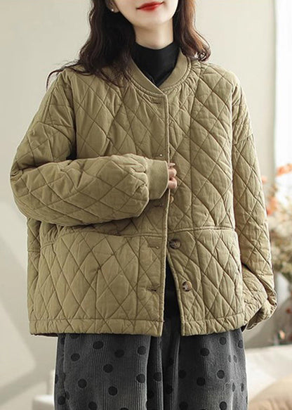 Effortlessly Elegant Coat with a Timeless Design
