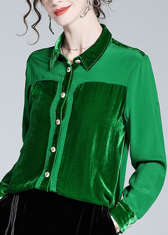 Classic Vintage Shirt with a Flattering Fit