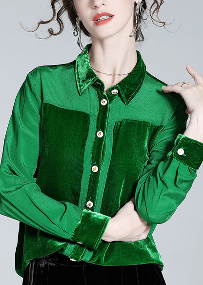 Classic Vintage Shirt with a Flattering Fit