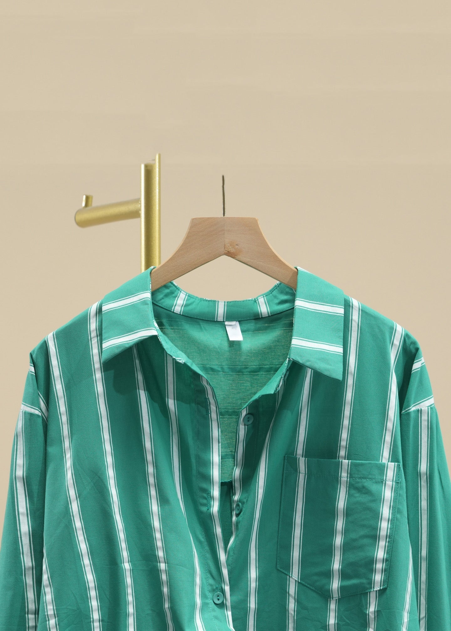 Classic Vintage & Enduringly Stylish Shirt
