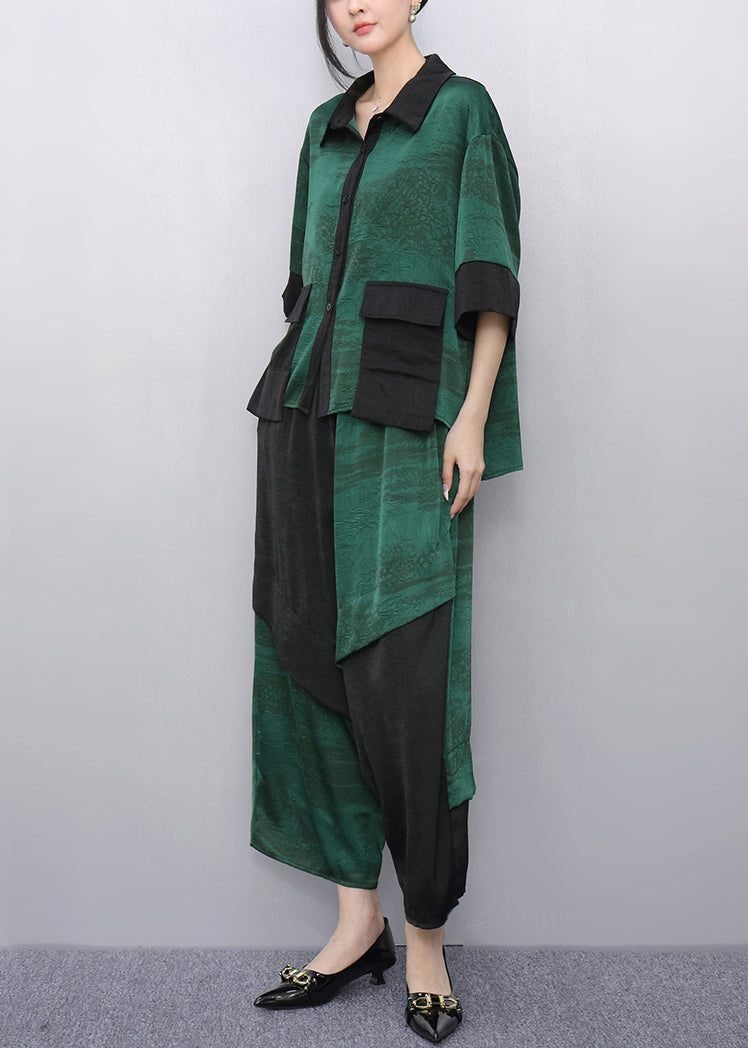 Sophisticated Pants with a Clean Classic Look