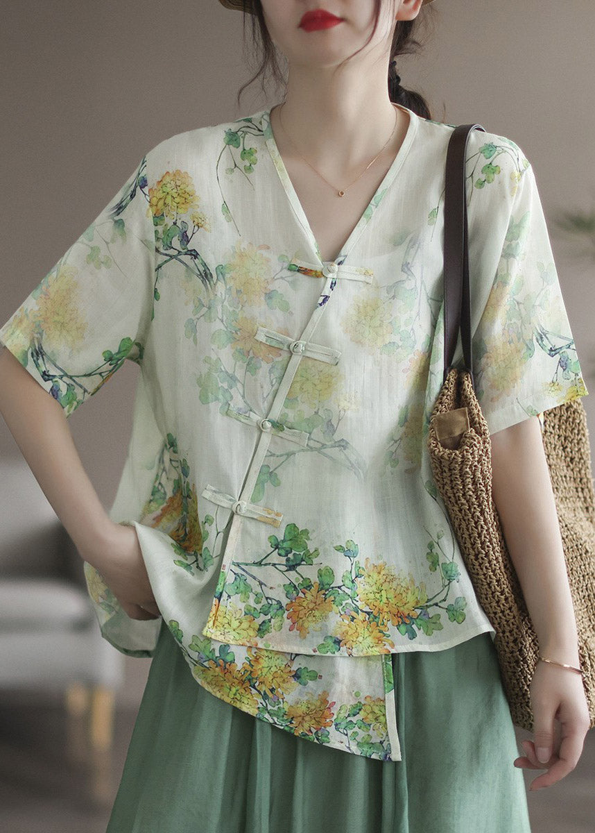 Well Tailored Shirt with a Graceful Silhouette
