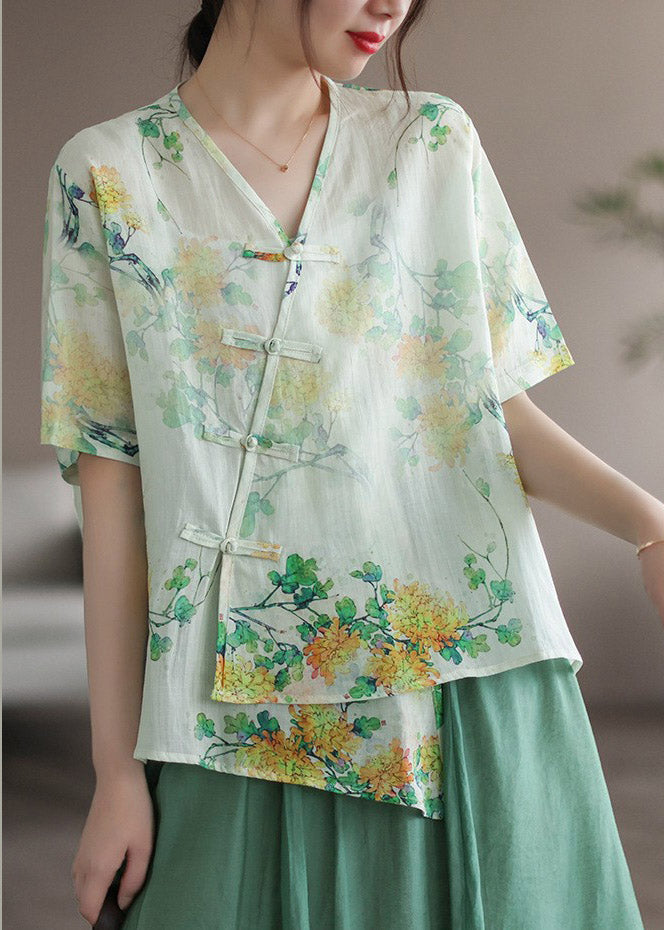 Well Tailored Shirt with a Graceful Silhouette