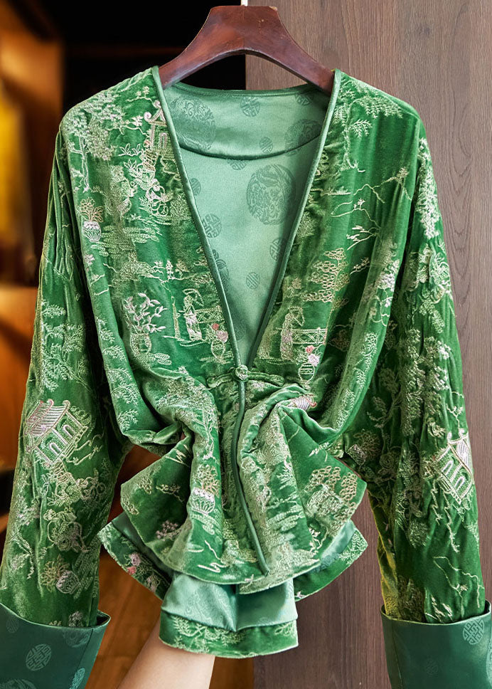 A Vintage Style Coat with Delicate Timeless Details