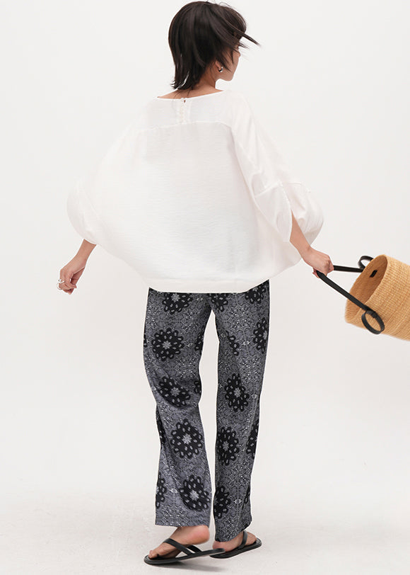 Well Tailored Pants with a Graceful Silhouette