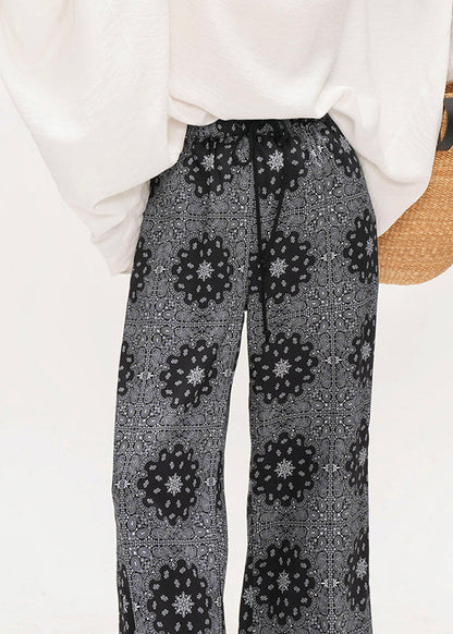 Well Tailored Pants with a Graceful Silhouette