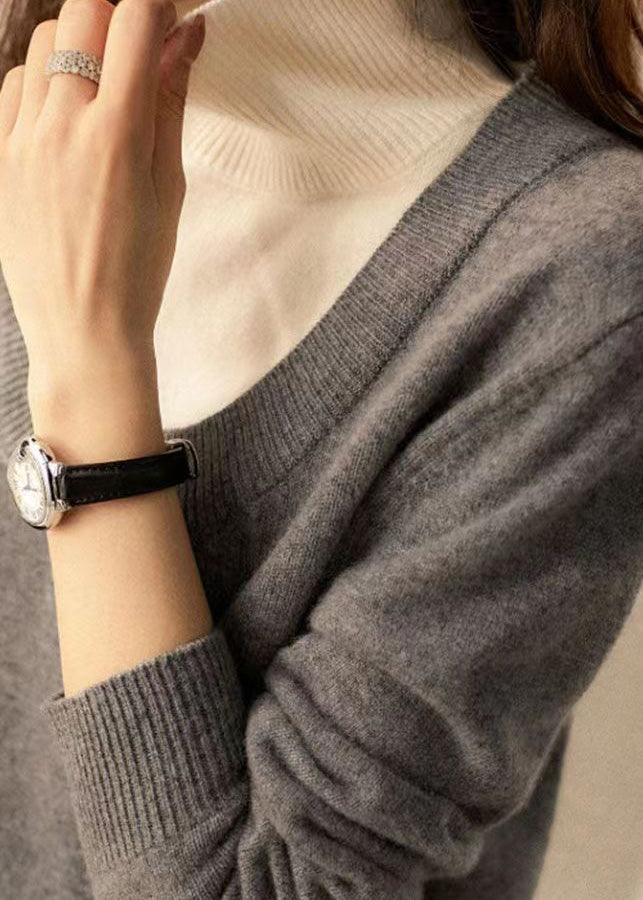 A Vintage Style Pullover with Delicate Timeless Details