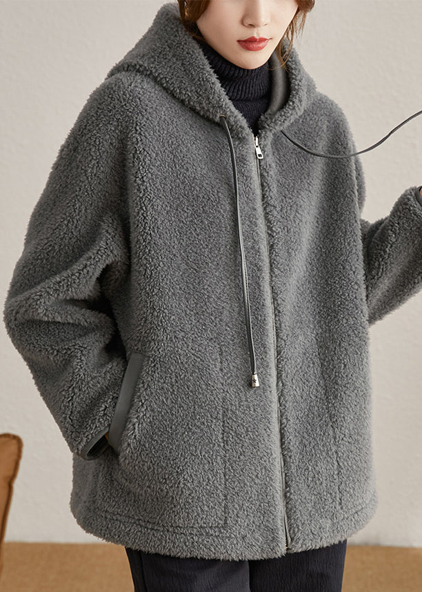 Classic Vintage & Enduringly Stylish Coat