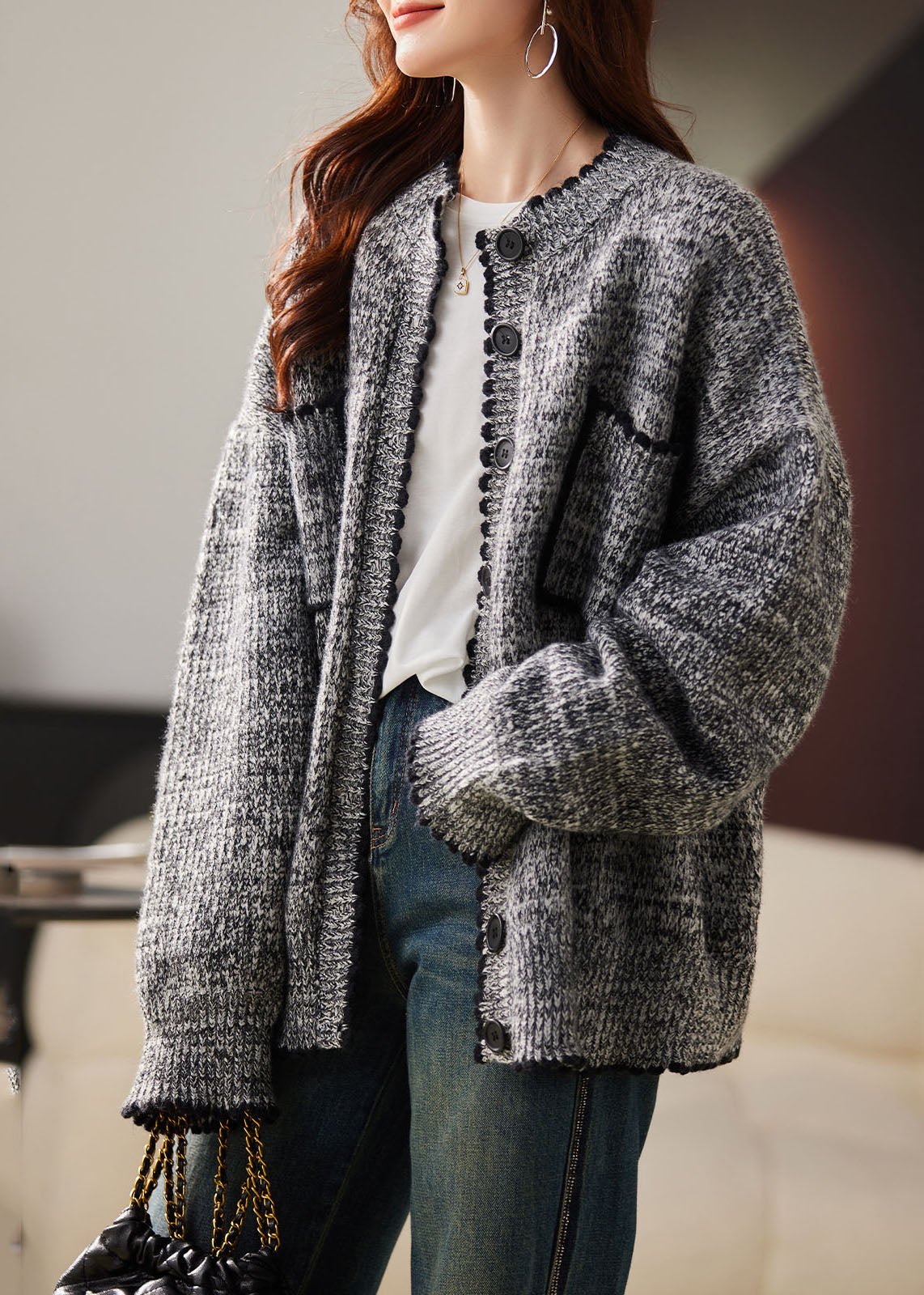 Elegantly Styled Cardigan for Everyday Wear