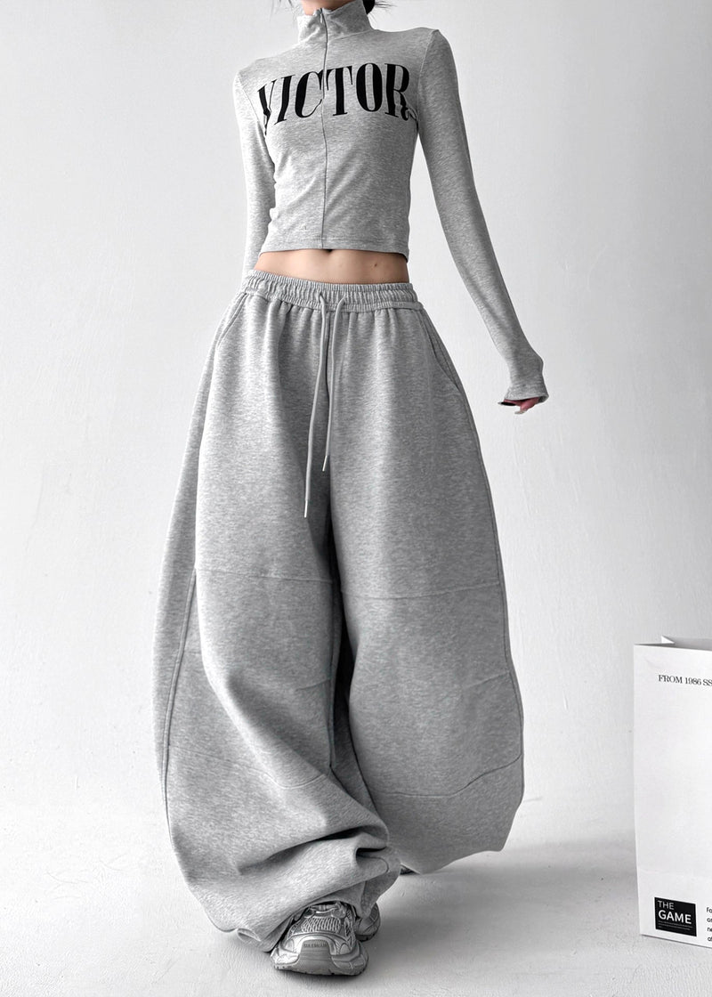 Classic Vintage Pants with a Flattering Fit