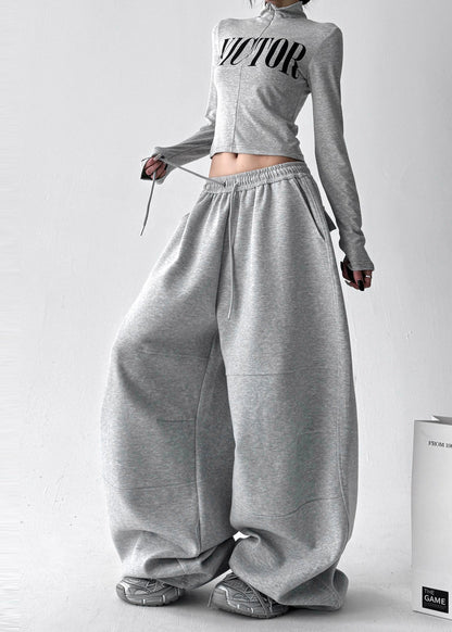 Classic Vintage Pants with a Flattering Fit