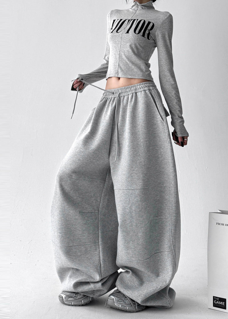 Classic Vintage Pants with a Flattering Fit