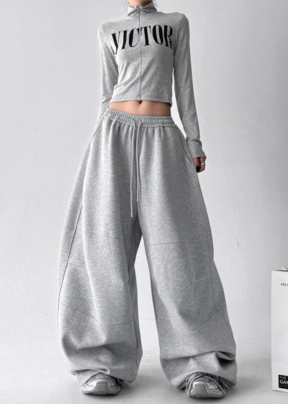 Classic Vintage Pants with a Flattering Fit