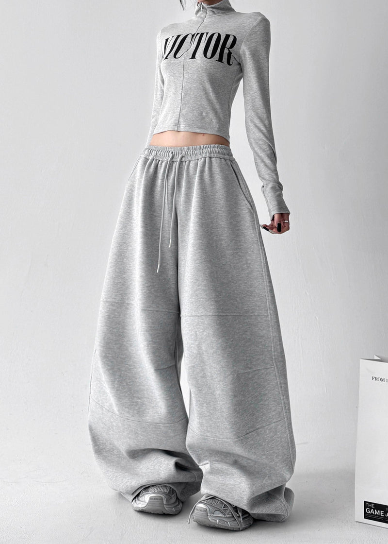 Classic Vintage Pants with a Flattering Fit