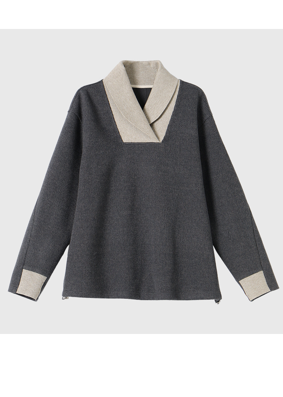 Effortlessly Elegant Sweater with a Timeless Design