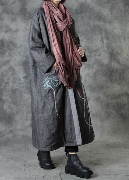 Well Tailored Coat with a Graceful Silhouette