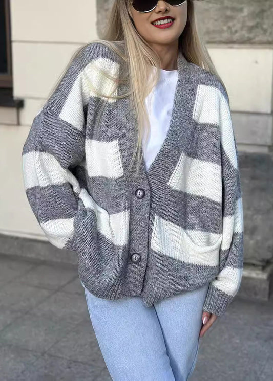 Classic Vintage & Enduringly Stylish Cardigan