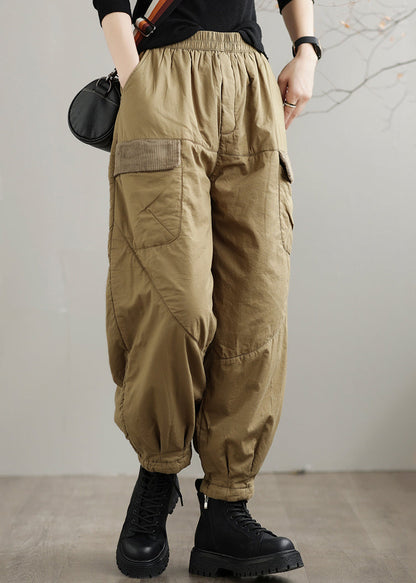Effortlessly Elegant Pants with a Timeless Design