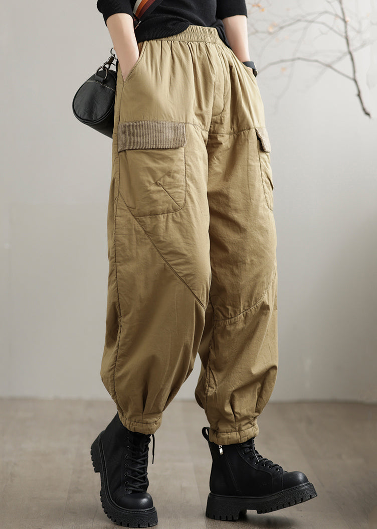 Effortlessly Elegant Pants with a Timeless Design