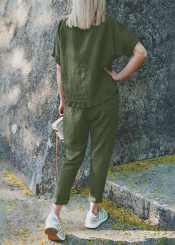 A Vintage Style Pants with Delicate Timeless Details